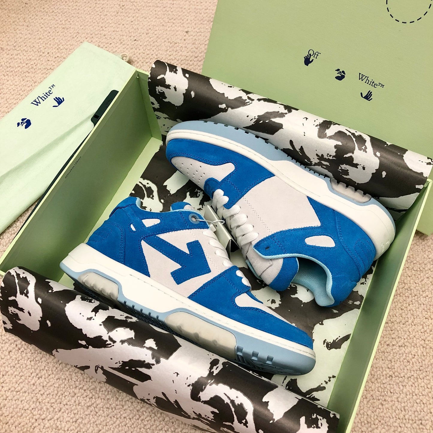 Off White Sneaker ‘Blue’