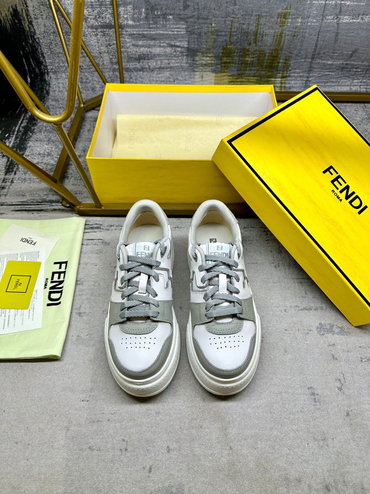 Fendi Sneakers low 'White & Grey'