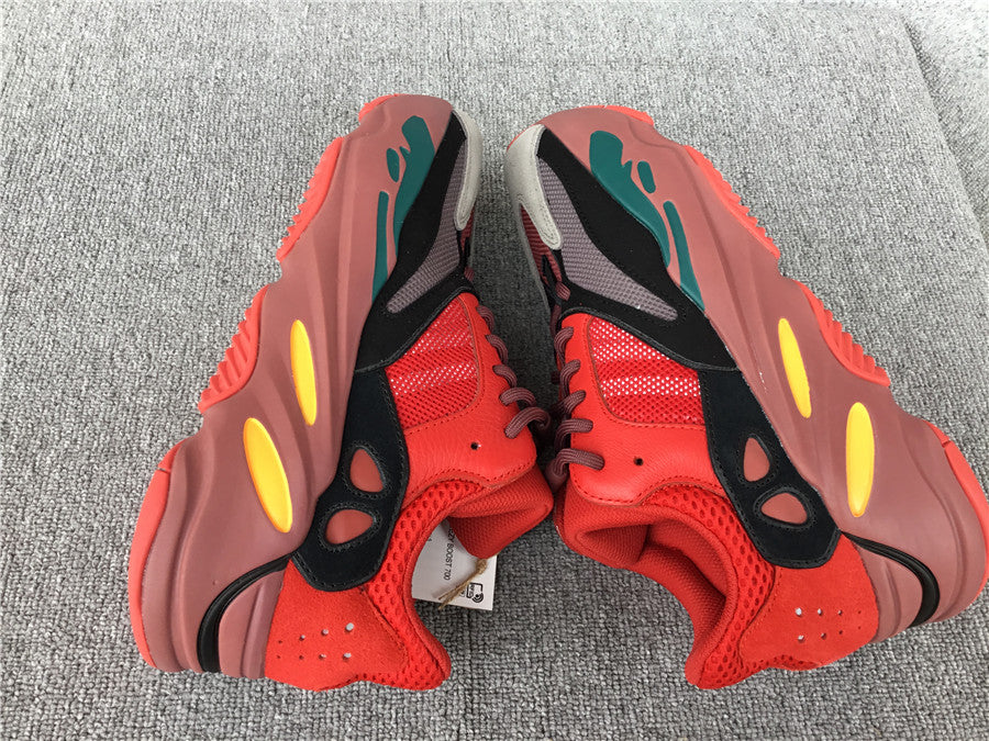 P580 Yeezy Boost 700 Hi-Res Red