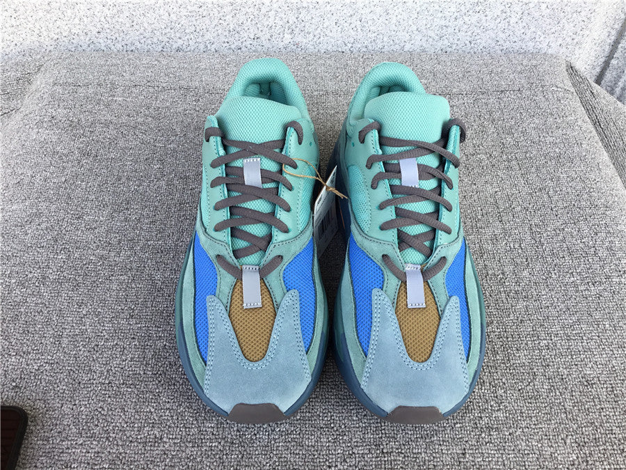 P580 Yeezy Boost 700 Sea Blue