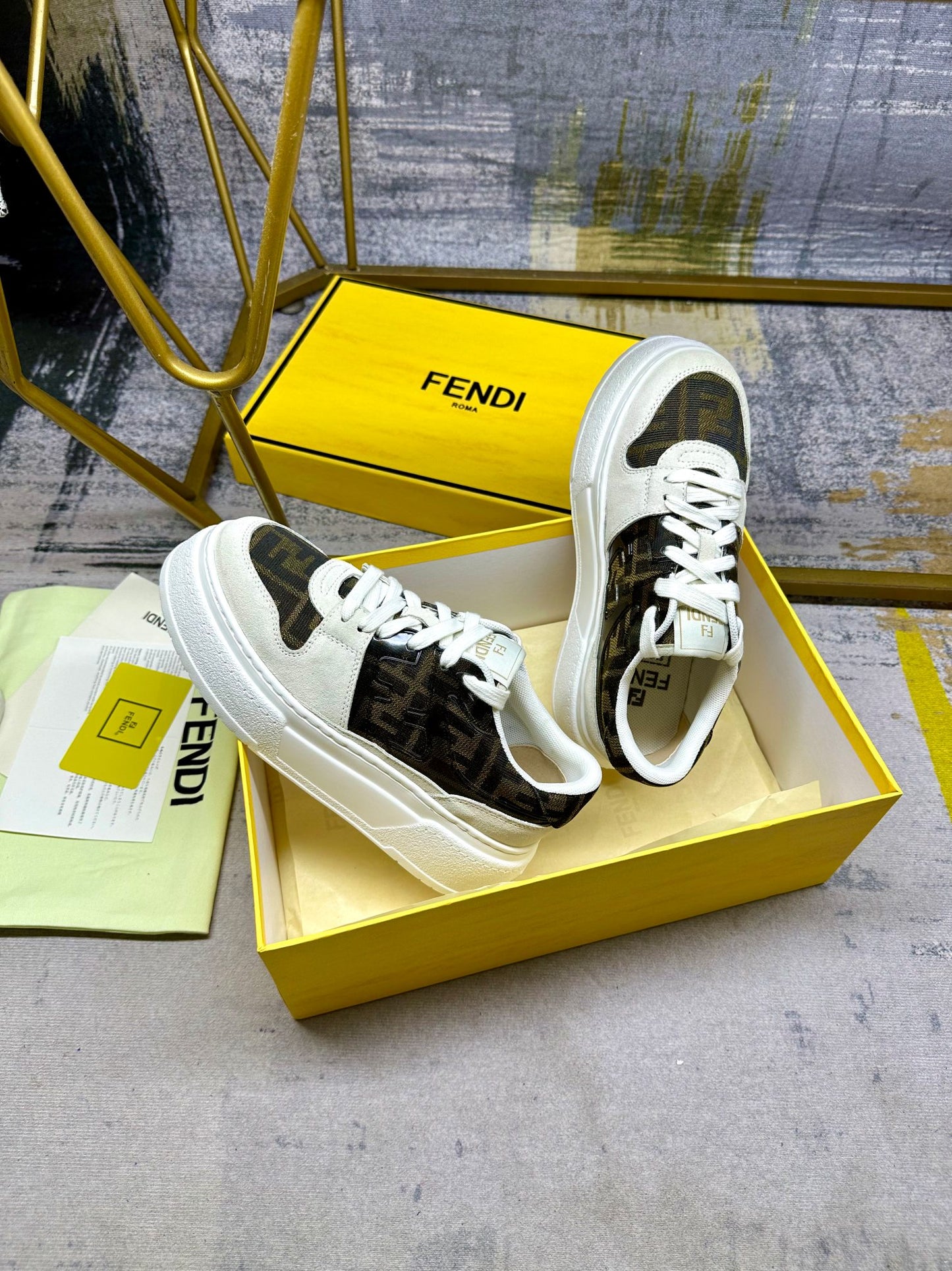 Fendi Sneakers low 'White, Black & Gold'