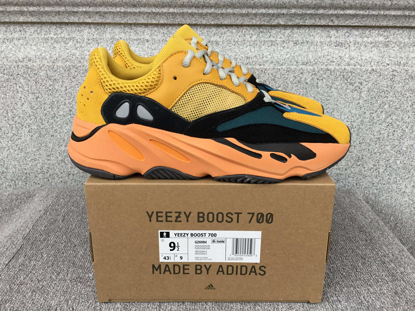 P580 Yeezy Boost 700 SUN