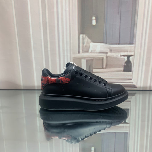 McQueen sneaker (b&r)