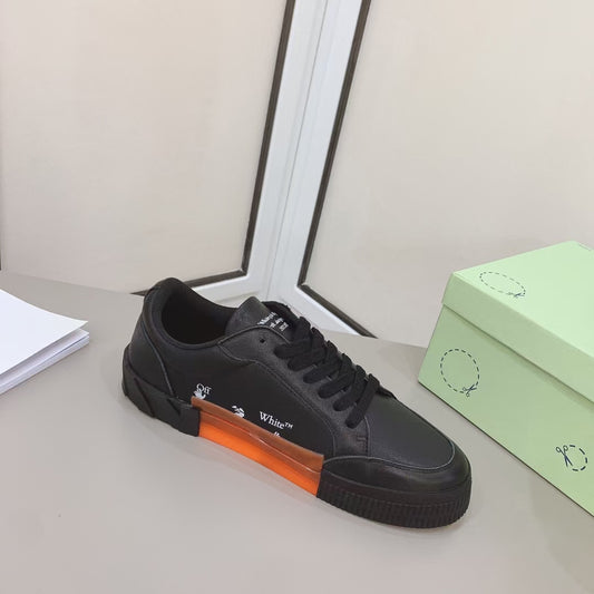 Off-White Low Vulcanized Sneaker 'Blackout’