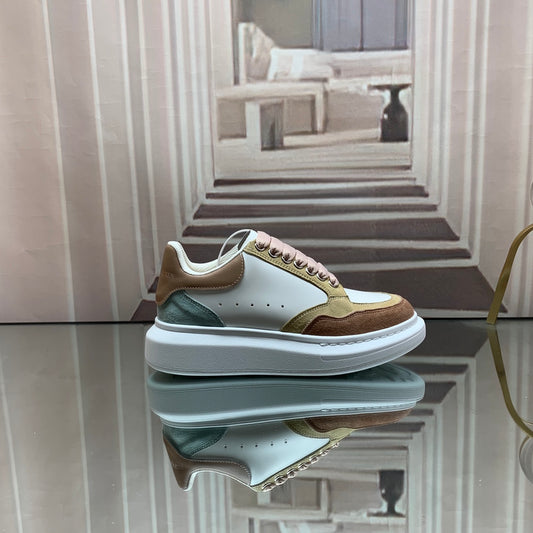 McQueen sneaker (bwp)