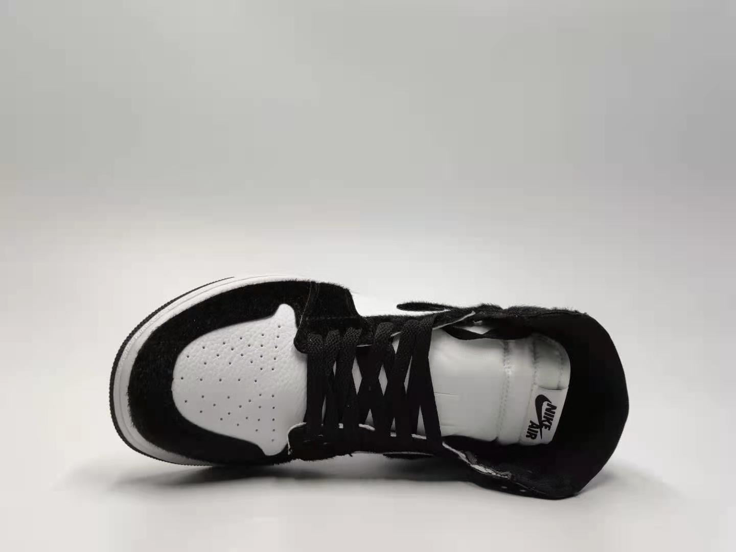 Air Jordan 1 Retro High ‘Plush Panda'