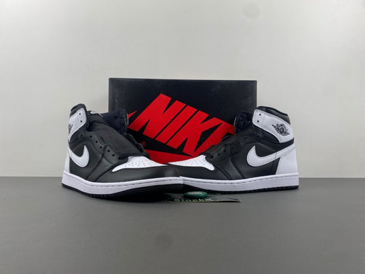 Air Jordan 1 OG ‘Reverse Panda’
