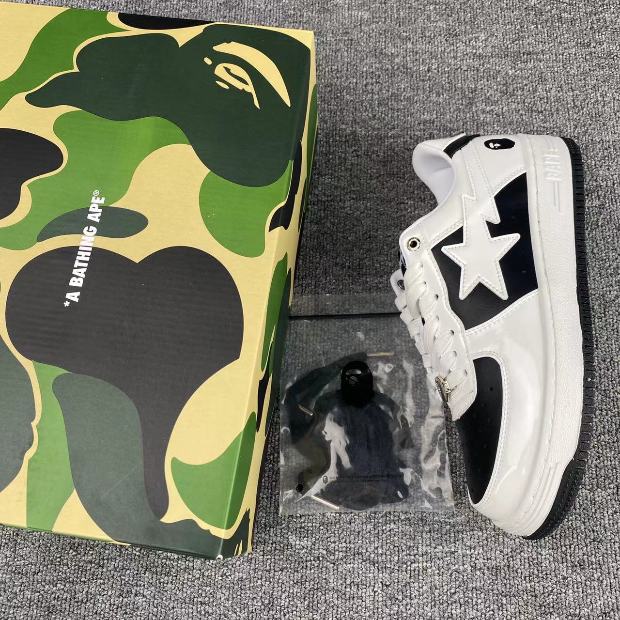 Bape Sta Taipei 15th Anniversary 'White and Black Classic'