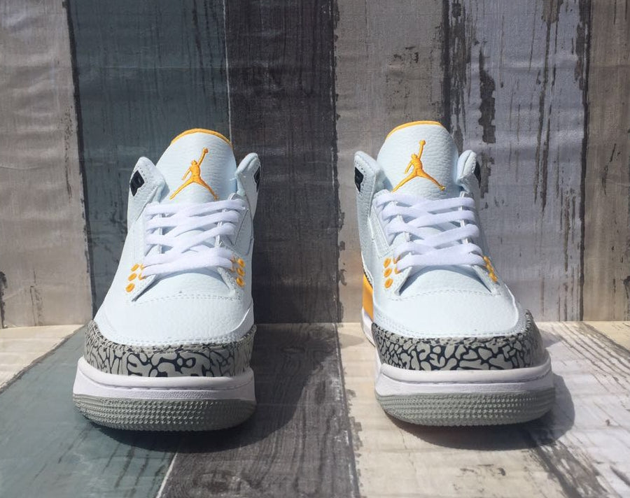 Air Jordan 3 'Laser Orange'