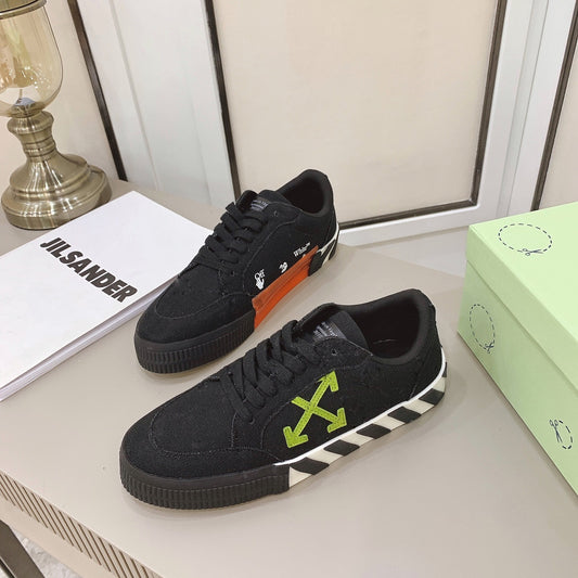 Off-White Low Vulcanized Sneaker 'Black Green cross’