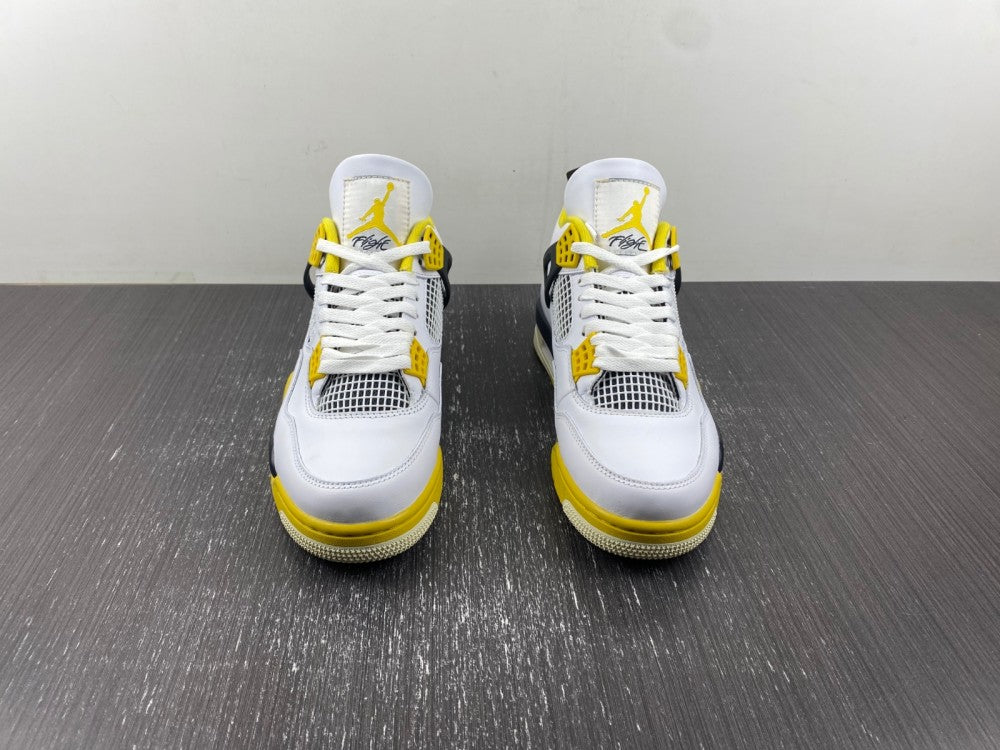 Air Jordan 4 ‘Vivid Sulfer’