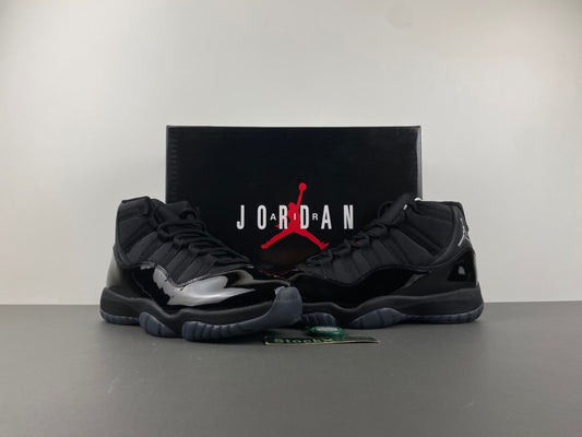 Air Jordan 11 'Blackout'