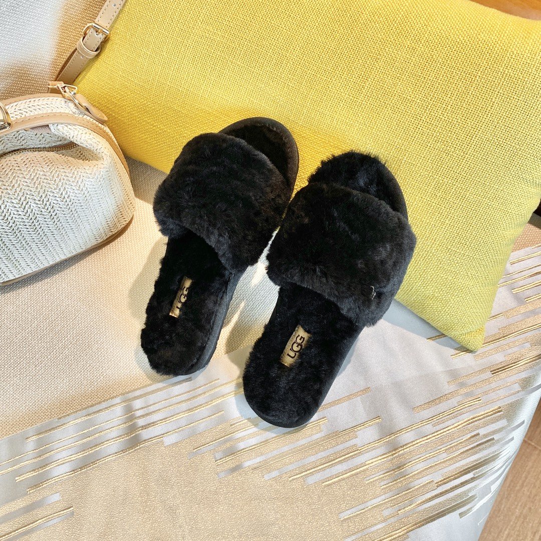 UGG Wmns sandals