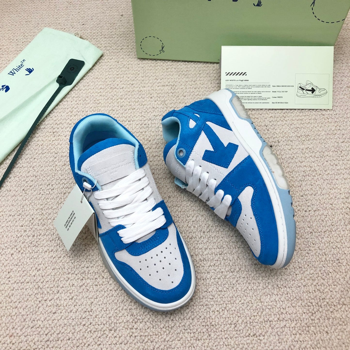 Off White Sneaker ‘Blue’