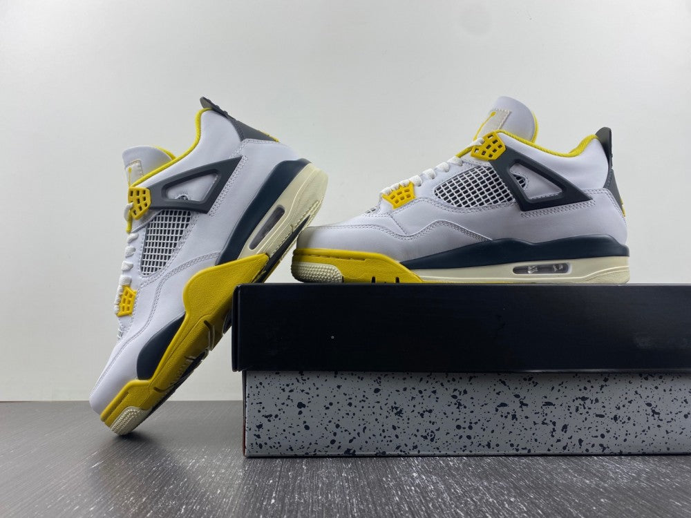 Air Jordan 4 ‘Vivid Sulfer’
