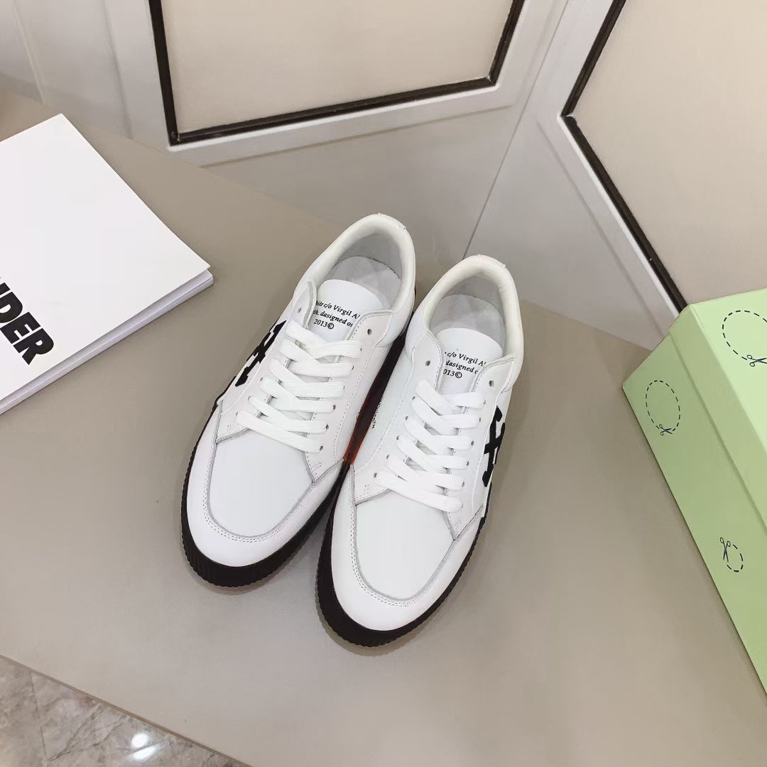 Off-White Low Vulcanized Sneaker 'White'