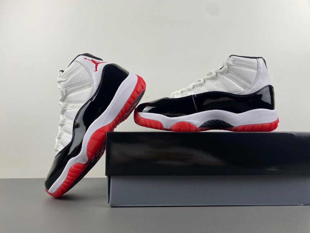 Air Jordan 11 'Concord Bred'