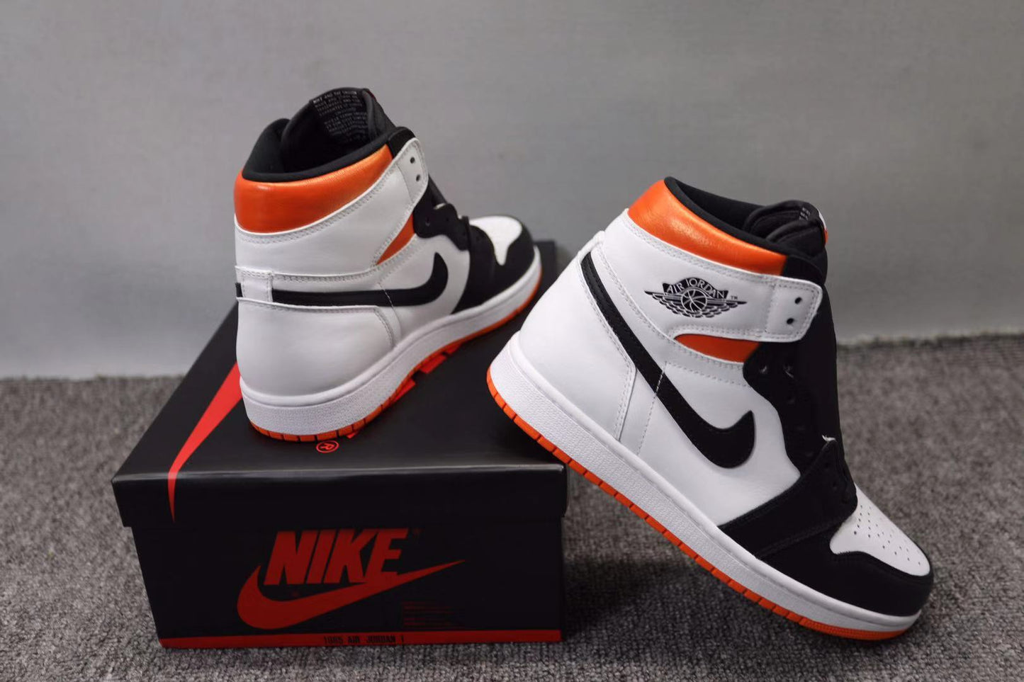 Air Jordan 1 Retro High ‘Jordan 1 High Top Smash 4.0'
