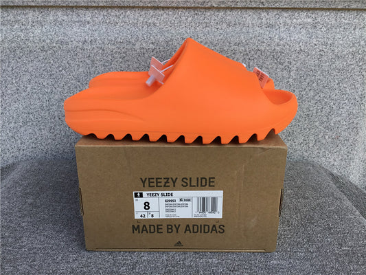 P200 Kanye West x Yeezy Slide 'Orange'