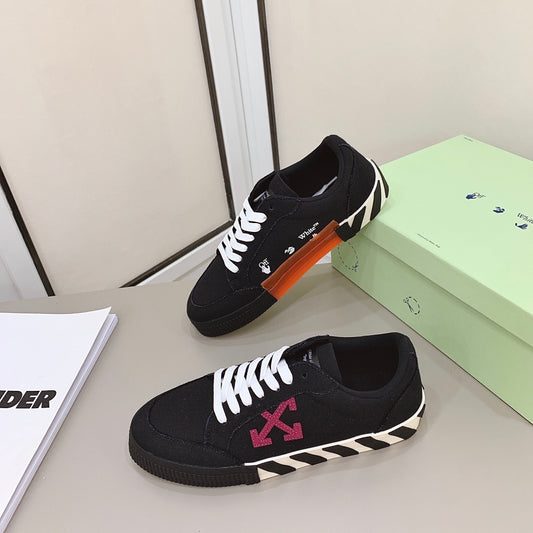 Off-White Low Vulcanized Sneaker 'Blacked Red Accent’