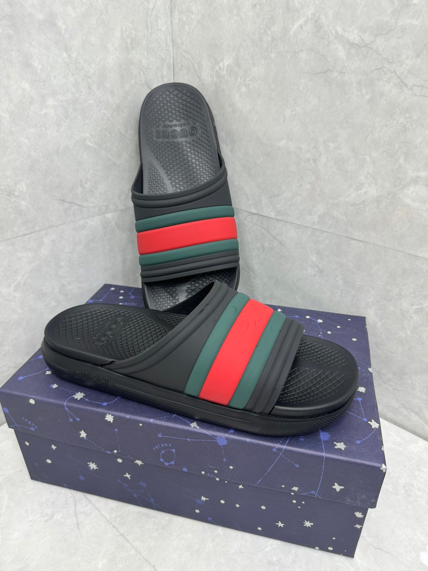 Gucci Sandles 'Black'
