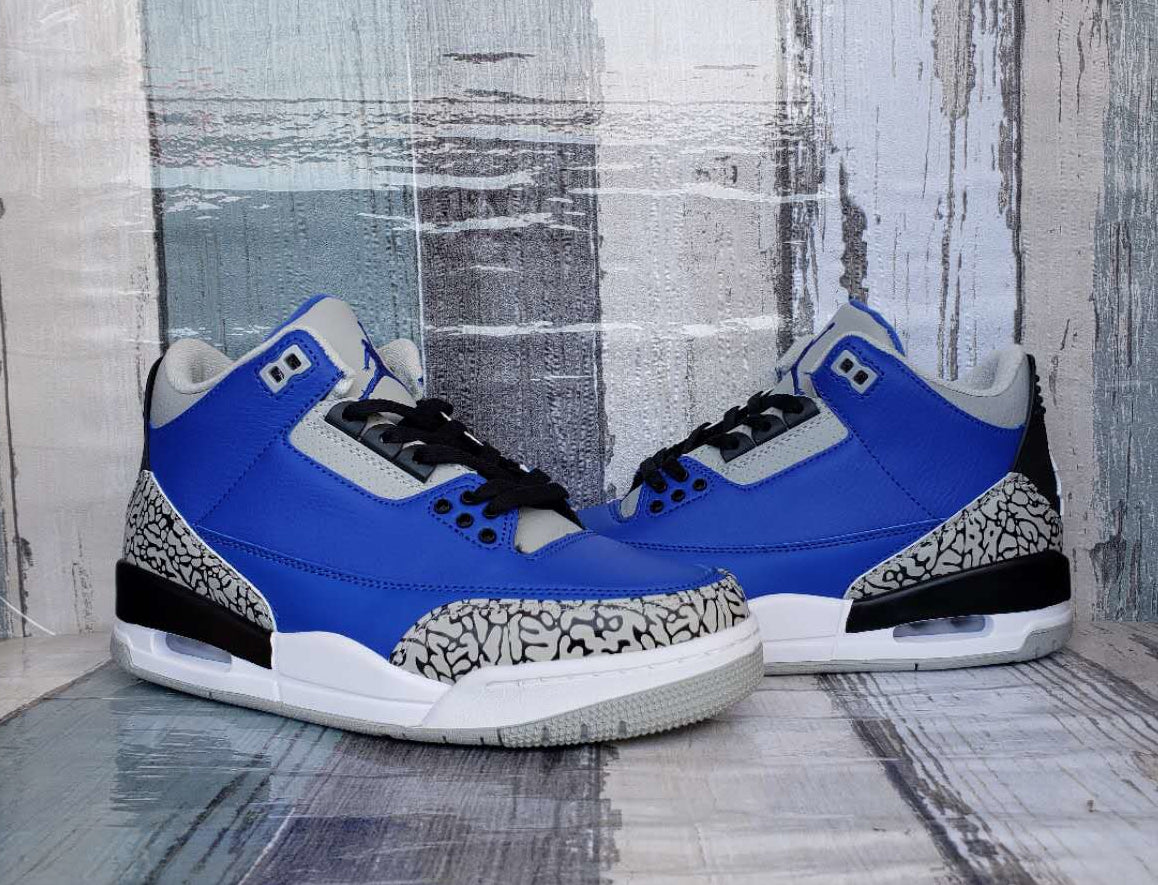 Air Jordan 3 'Blue Cement'