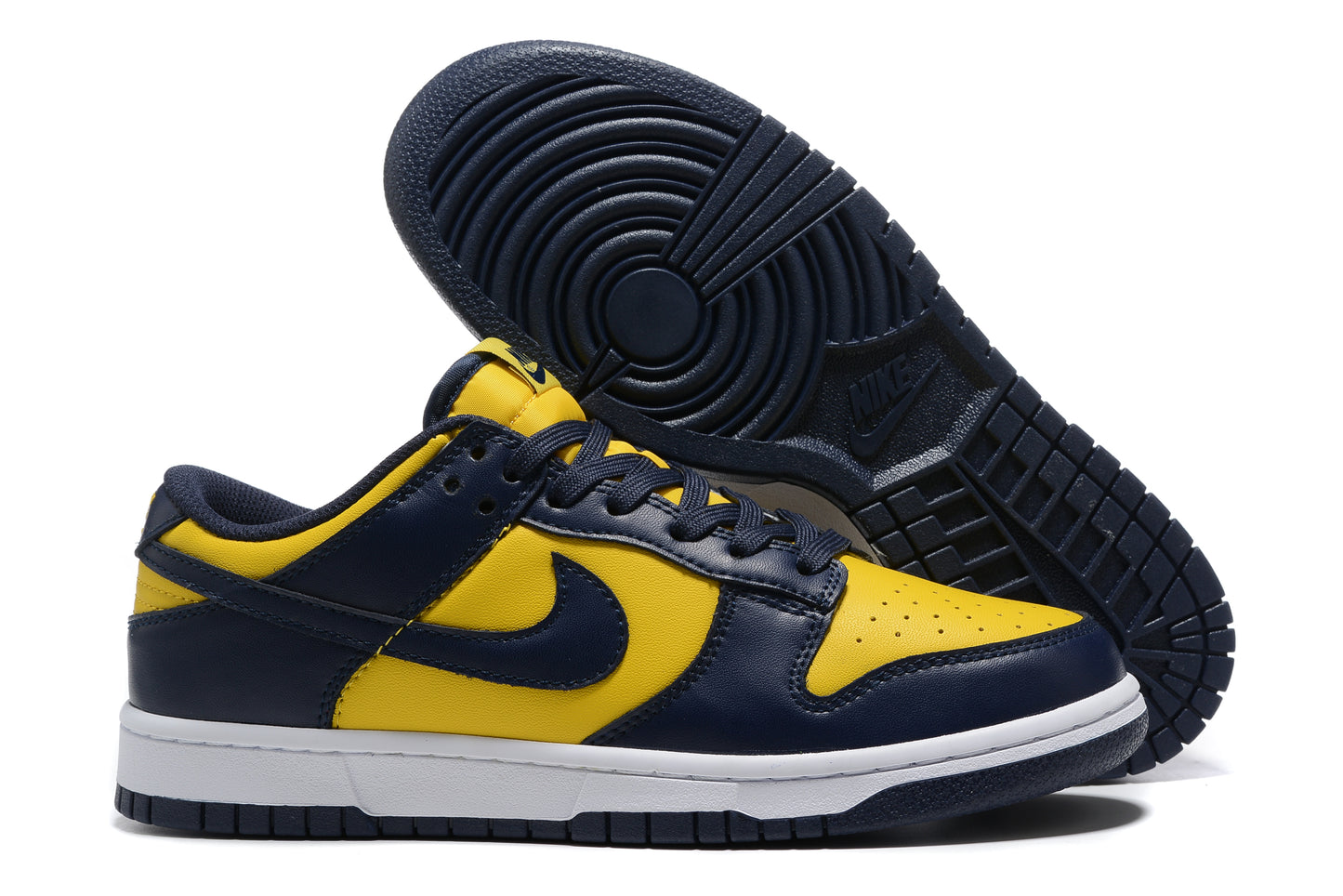 Nike Dunk Low 'Michigan 2021'