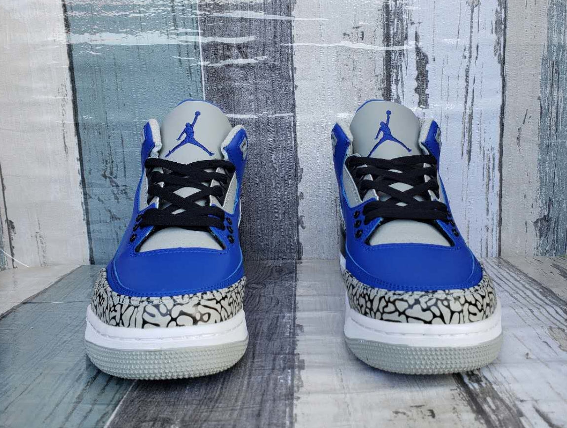 Air Jordan 3 'Blue Cement'